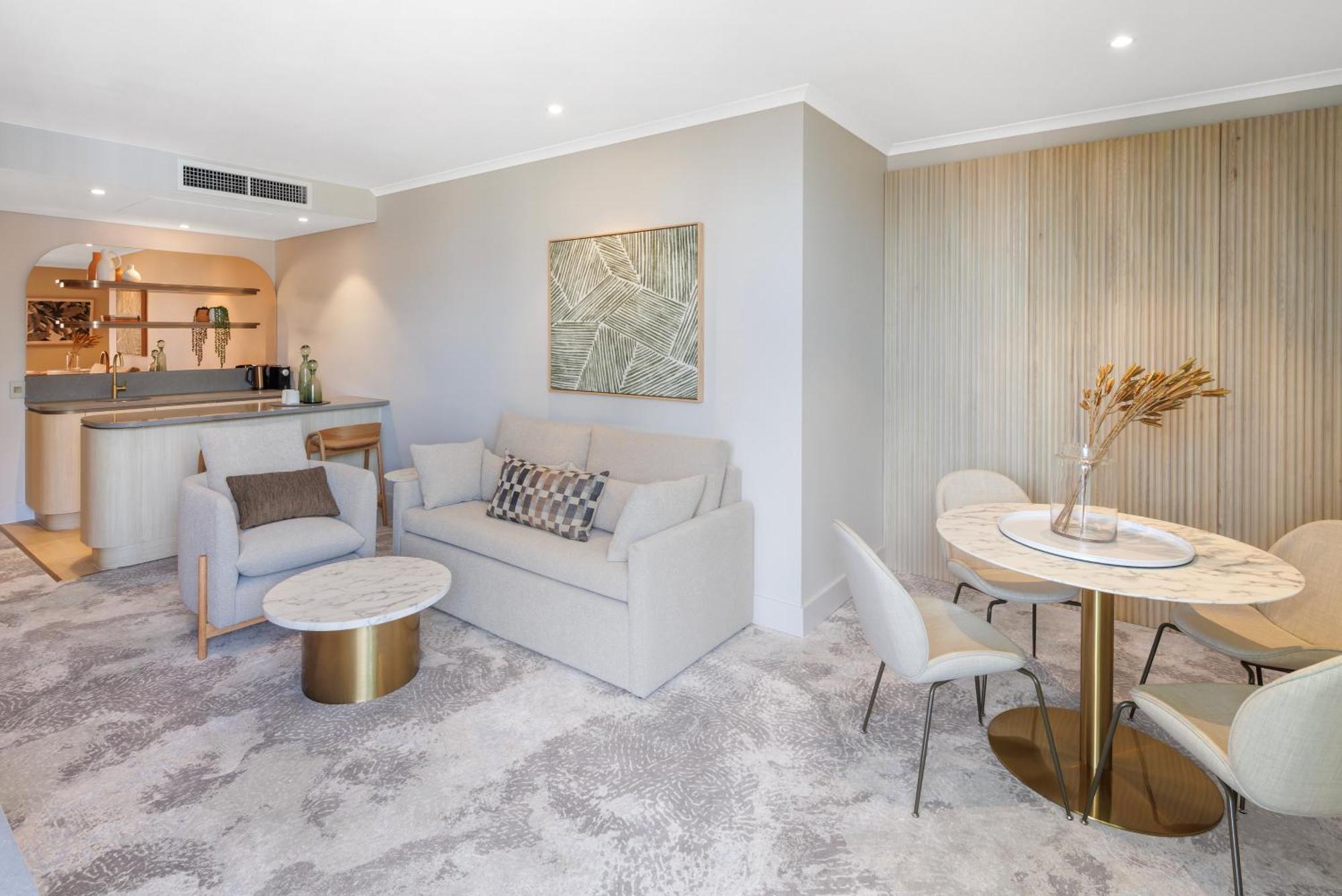 Amora Hotel בריסביין מראה חיצוני תמונה A typical apartment at The Standard