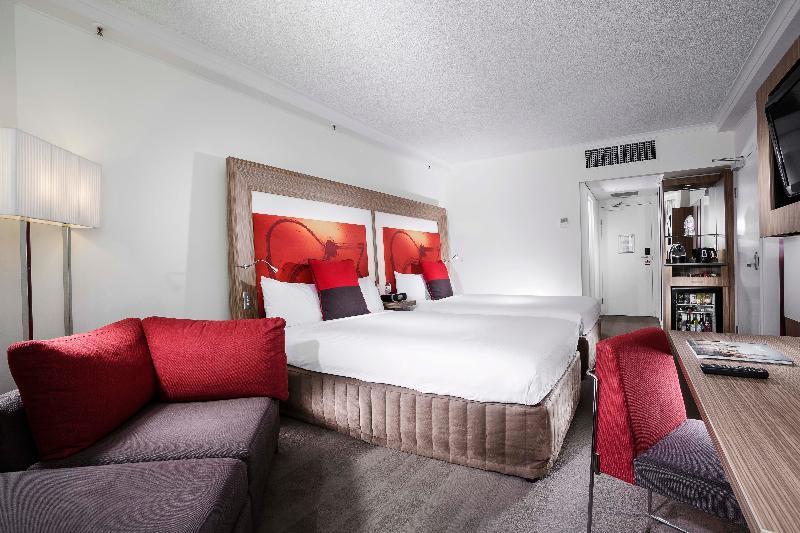 Amora Hotel בריסביין מראה חיצוני תמונה A typical room at the hotel